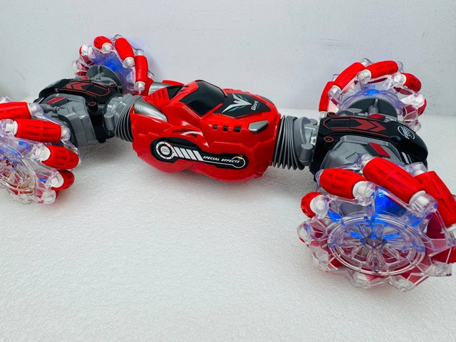 Машинки на пульті управління перевертиш