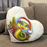 Подушка нічник — подарунок на Новий рік і Різдво — дитячий нічник із символом 2025 року — нічник у формі змії, фото 3