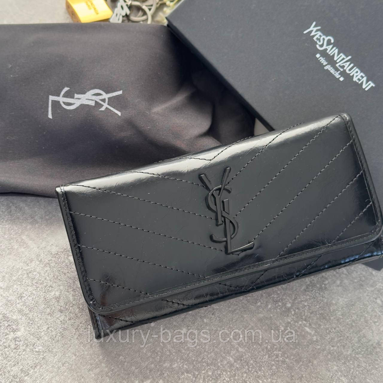 Складаний шкіряний жіночий гаманець на кнопці Yves Saint Laurent, фото 1