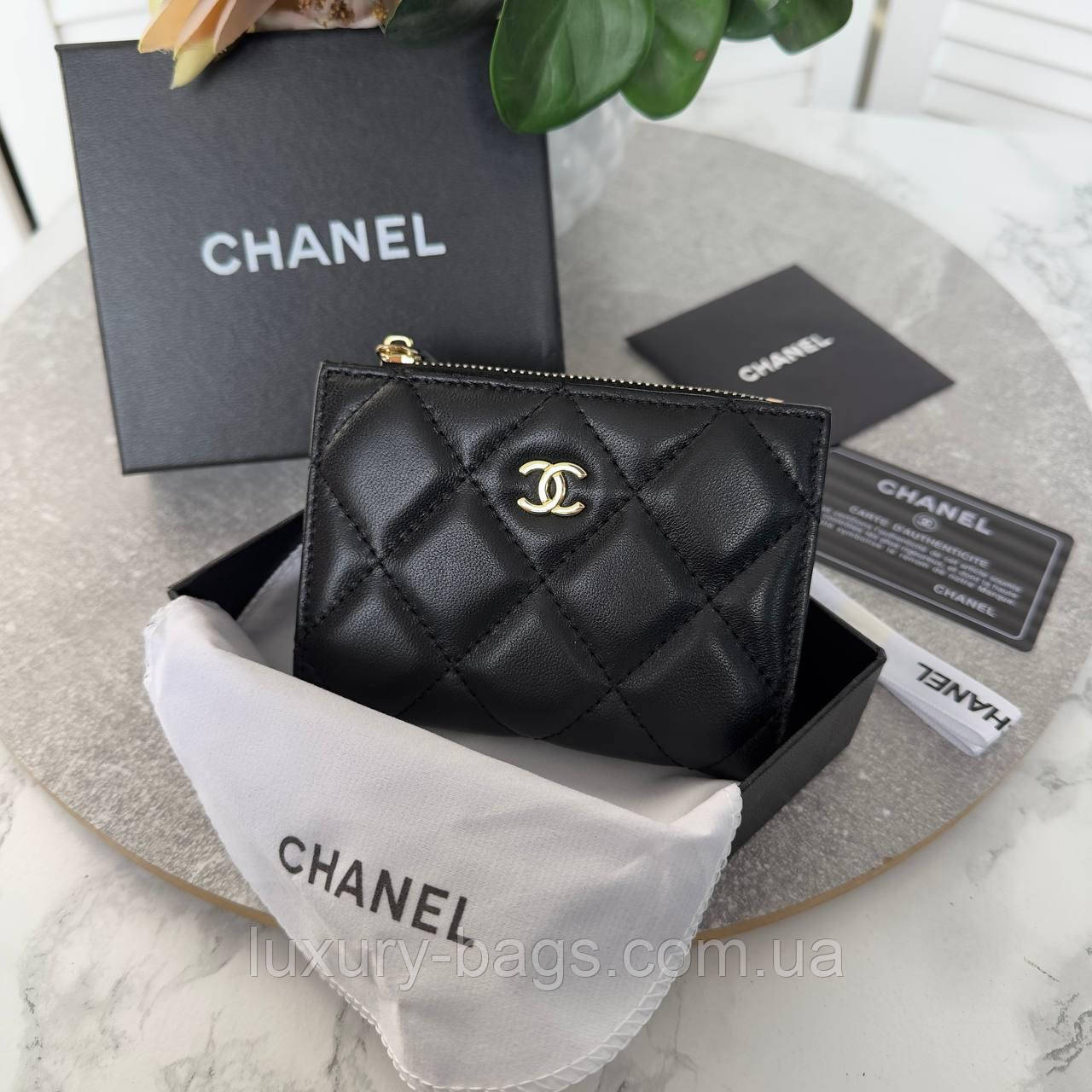 Маленький жіночий гаманець на кнопці Chanel, фото 1