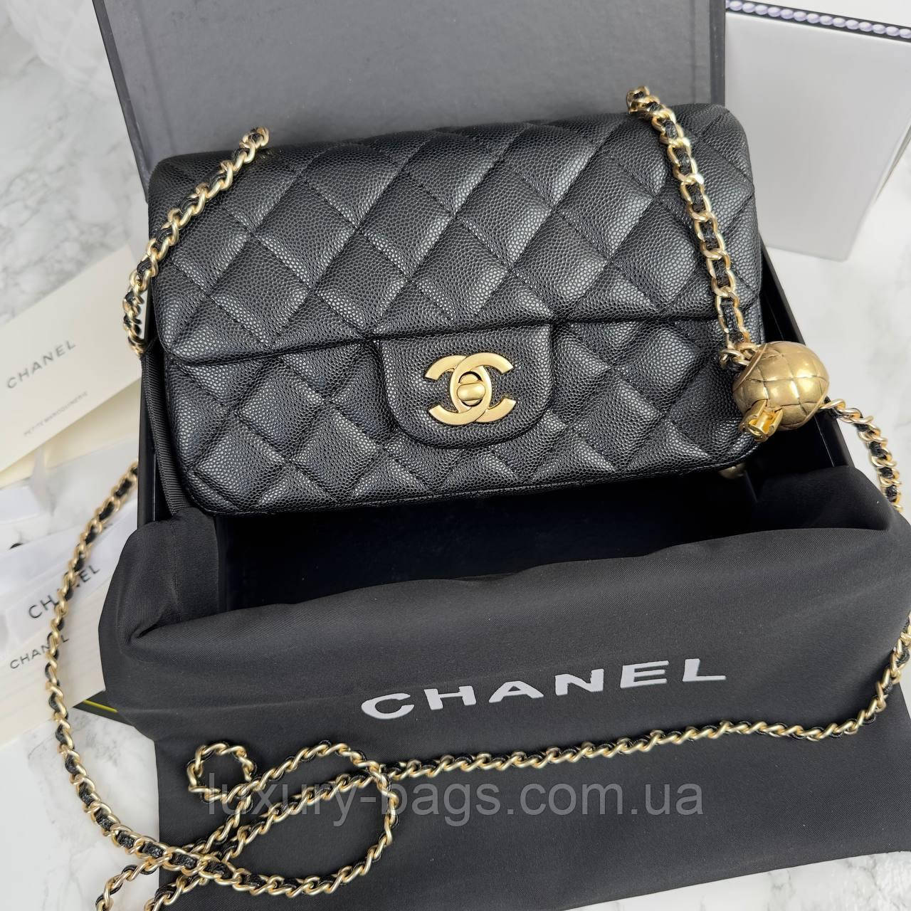 Жіноча сумка зі шкіри Chanel міні