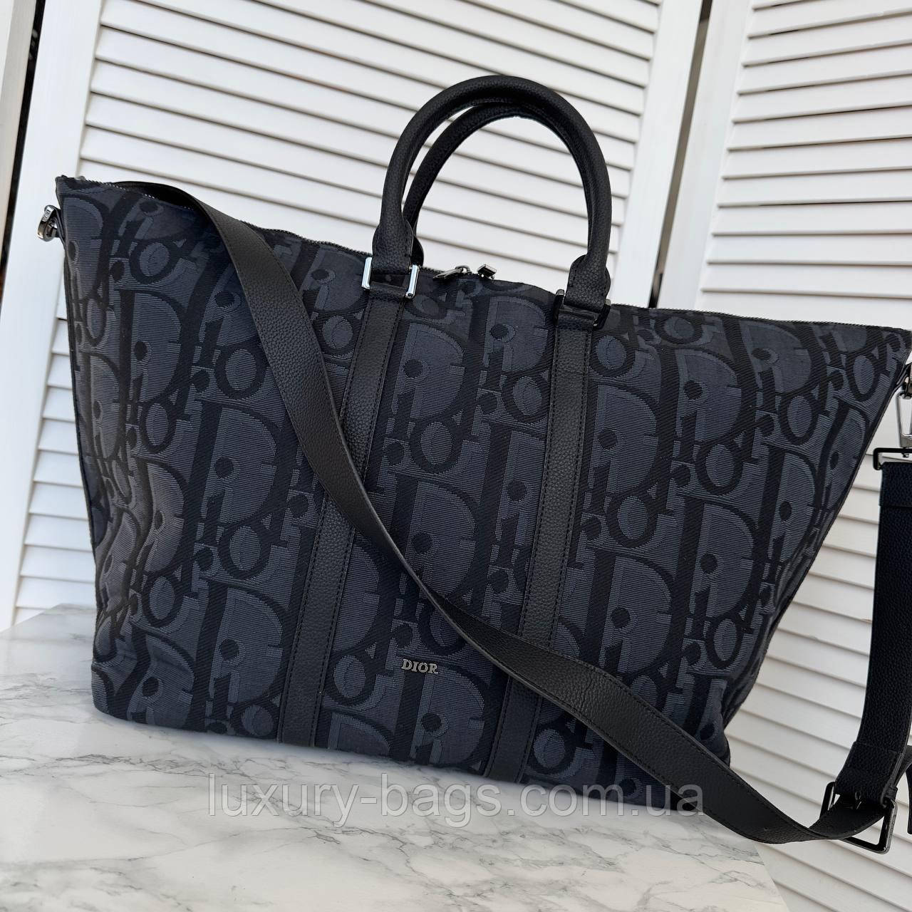 Велика спортивна жіноча сумка Dior