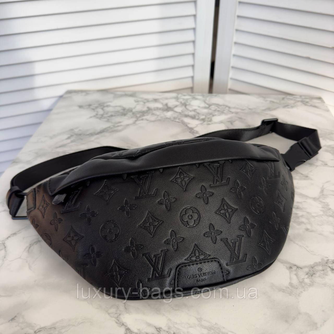 Стильна сумка-бананка Louis Vuitton, фото 1