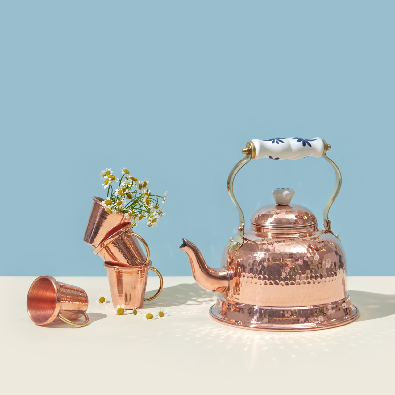 Мідний кований чайник з порцеляновою ручкою, фото 1