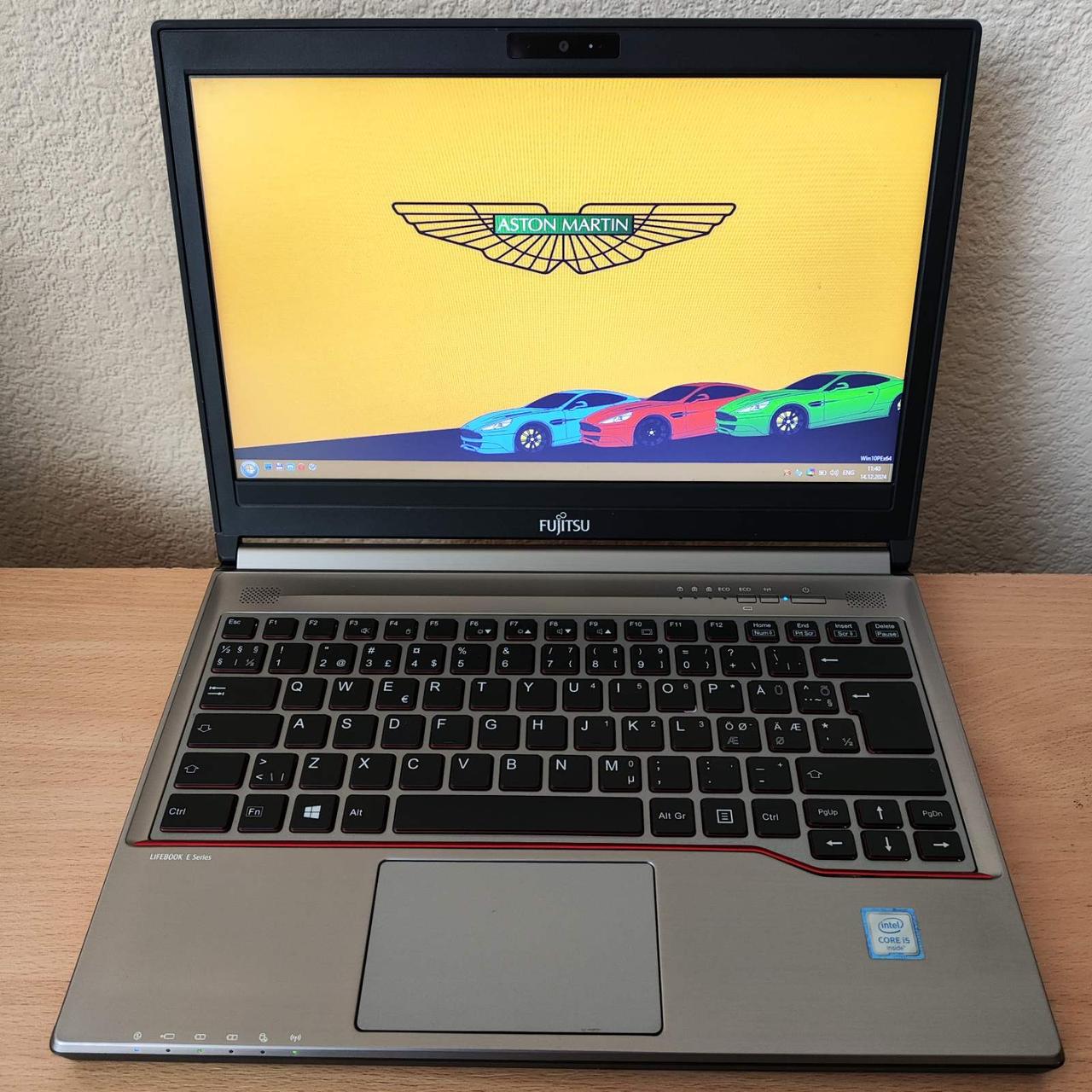 Ноутбук Fujitsu LIFEBOOK E736 13.3 i5 6200u 6Gen/8 Gb DDR4/SSD 240GB/HD Graphics 520 WEB Camera