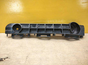 Кронштейн переднього бампера TOYOTA AVALON 13-18 прав. (б/у)