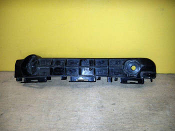 Кронштейн переднього бампера TOYOTA AVALON 13-18 прав. (б/у)