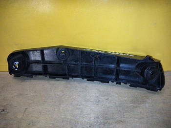 Кронштейн переднього бампера TOYOTA PRIUS 16-прав. (б/у)