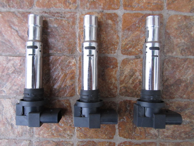 Котушка запалювання BOSCH 0986221023 Seat Ibiza 1.2 b VW Audi Skoda 1.4 b 1.6 b