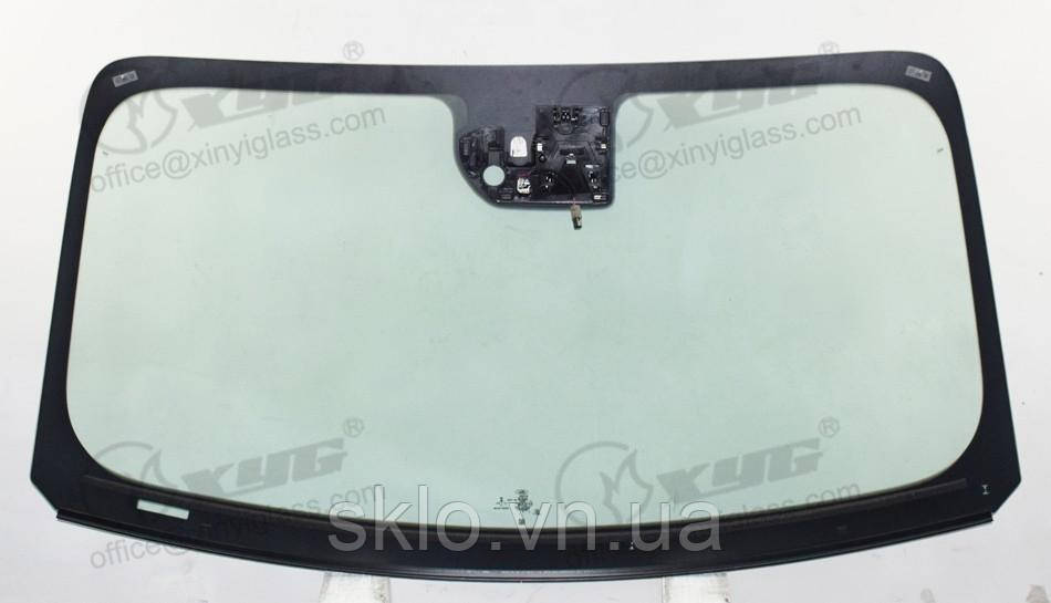 Лобове скло Ford Mustang VI 2018-2023 з датчиком, камерою і молдингом - Форд Мустанг