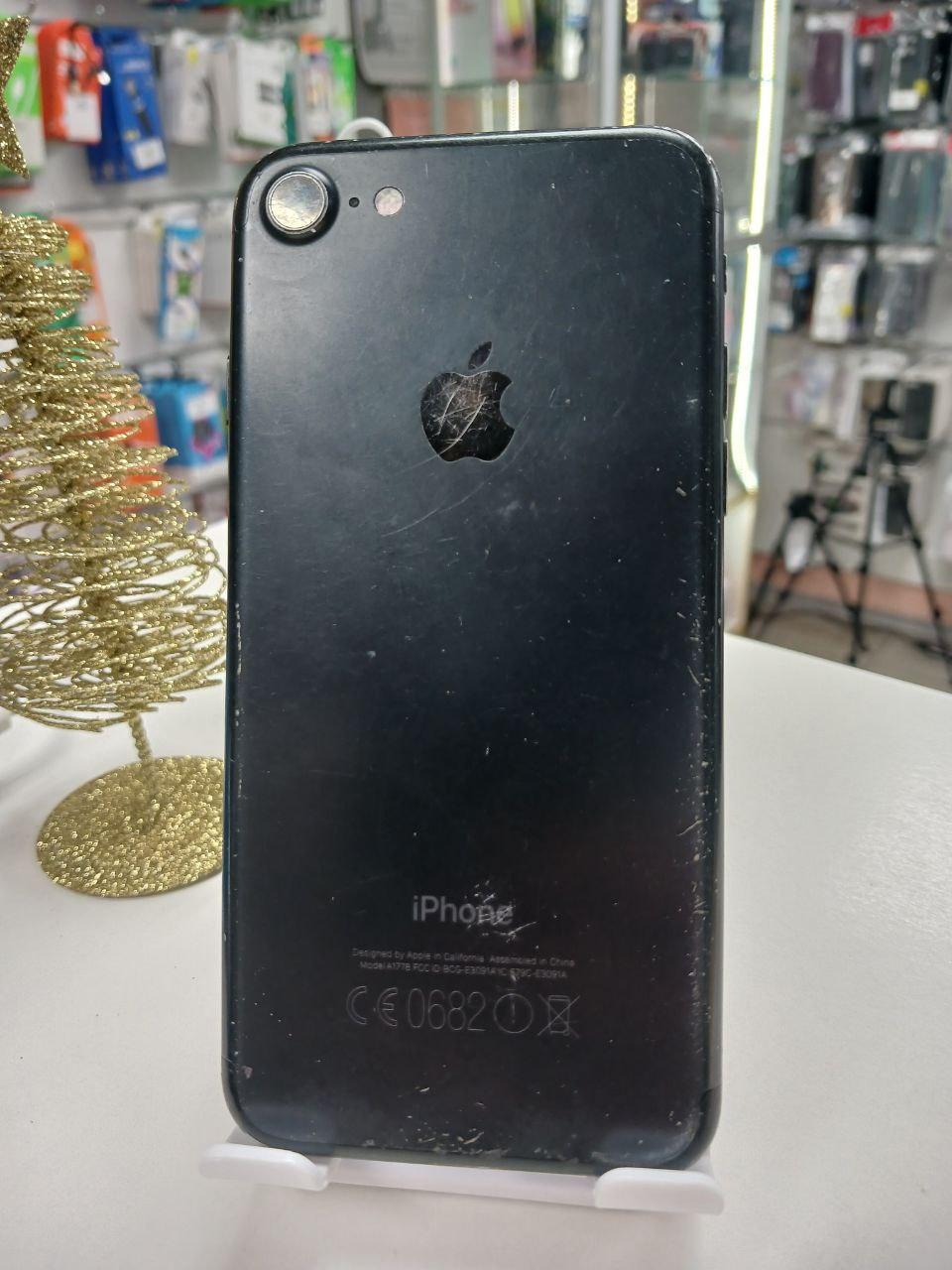Б/в Apple iPhone 7 128GB