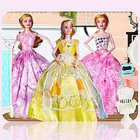 Красивая кукла подружка для девочки с отличной артикуляцией тела в наборе с гардеробной мебелью аксессуары