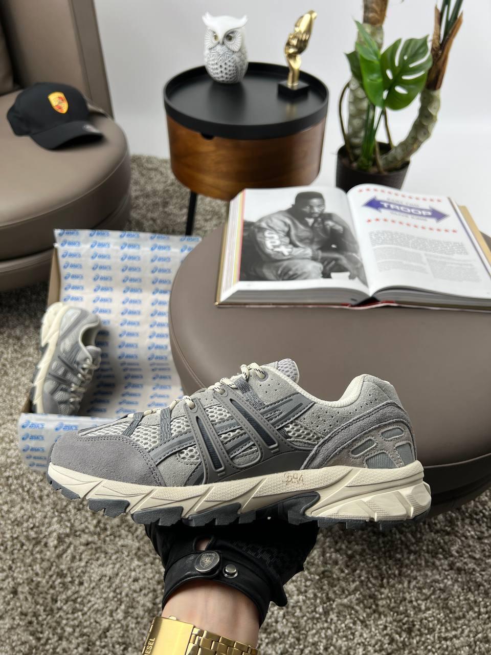 Кросівки чоловічі ASICS Gel-Sonoma 15-50 Grey Beige, кеди Асікс замша текстиль сірі. Чоловіче взуття