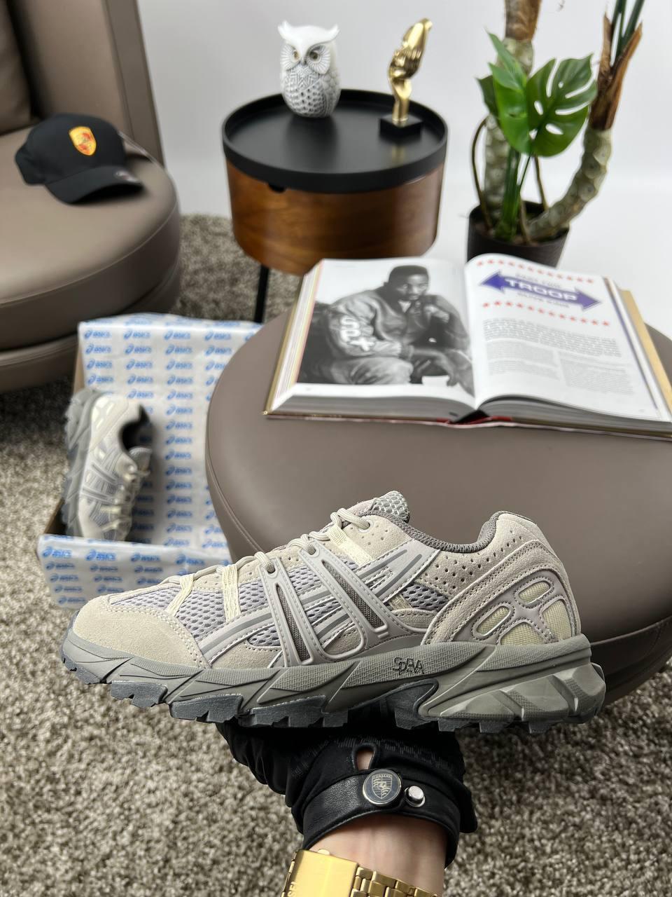 Кросівки чоловічі ASICS Gel-Sonoma 15-50 Light Grey Beige, кеди Асікс замша текстиль сірі. Чоловіче взуття
