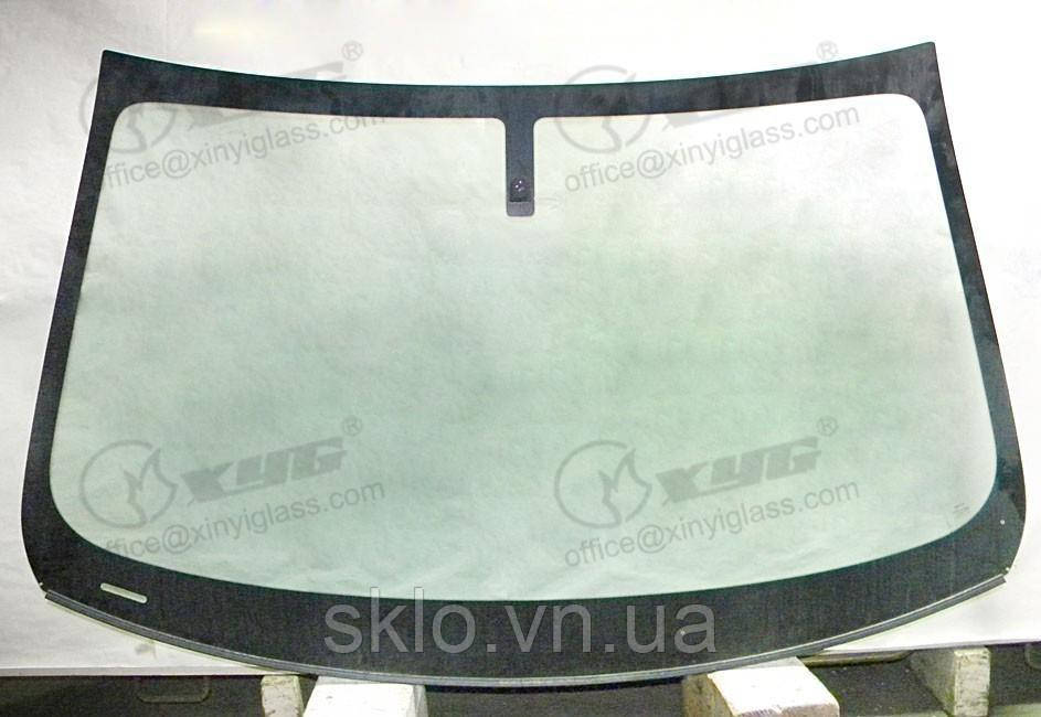 Лобове скло Chevrolet Malibu VIII 2012-2016 з молдингом і кріпленням - Шевроле Малібу