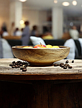 Великий дерев'яний салатник з цільного горіха. Діаметр 27см., фото 2