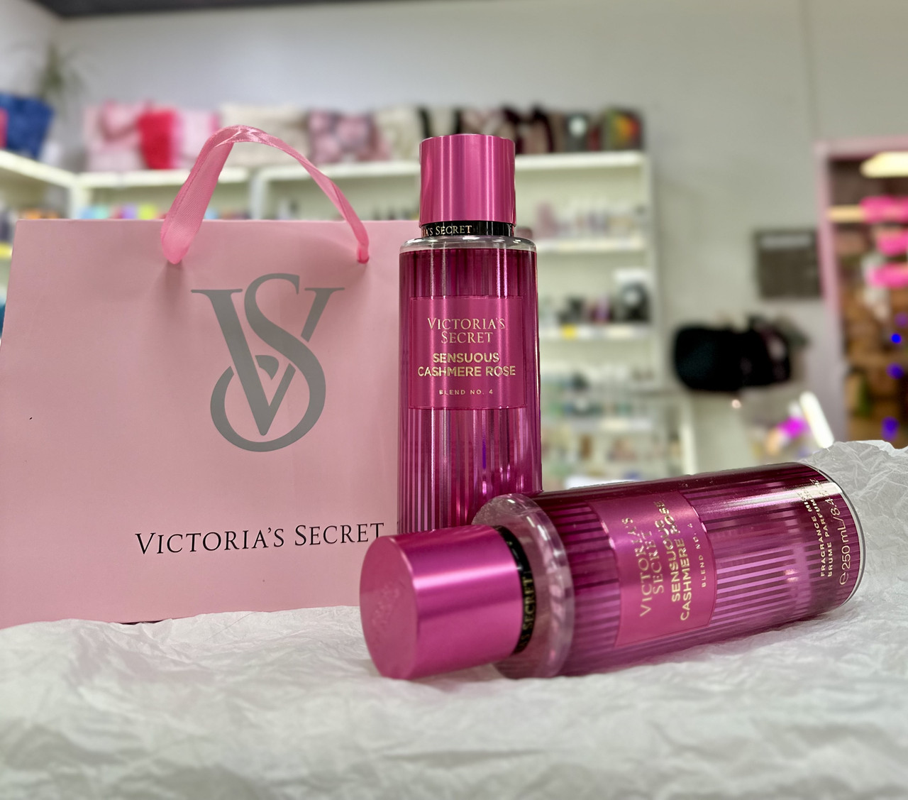 Парфумований спрей для тіла Victoria's Secret Secret Sensuous Cashmere Rose Fragrance Mist 250ml
