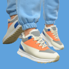 Жіночі кросівки