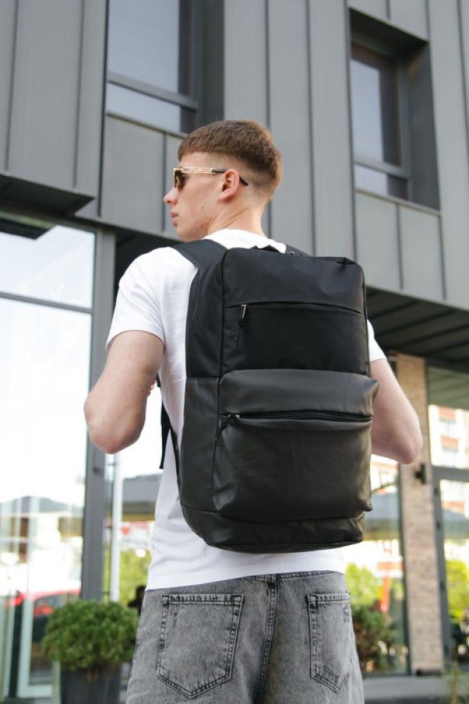 Рюкзак чорний big bag з оздобленням зі шкірозамінника
