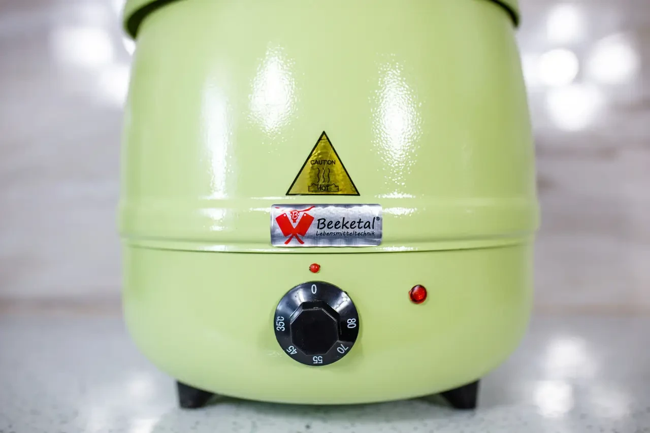Електросупниця Beeketal SB600S в зеленому кольорі