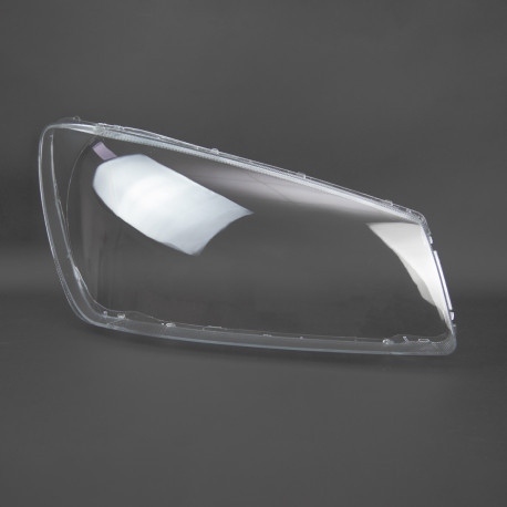 Пластикове скло фари Kia Cerato (LD) 2004-2007 праве (пасажирське), фото 1