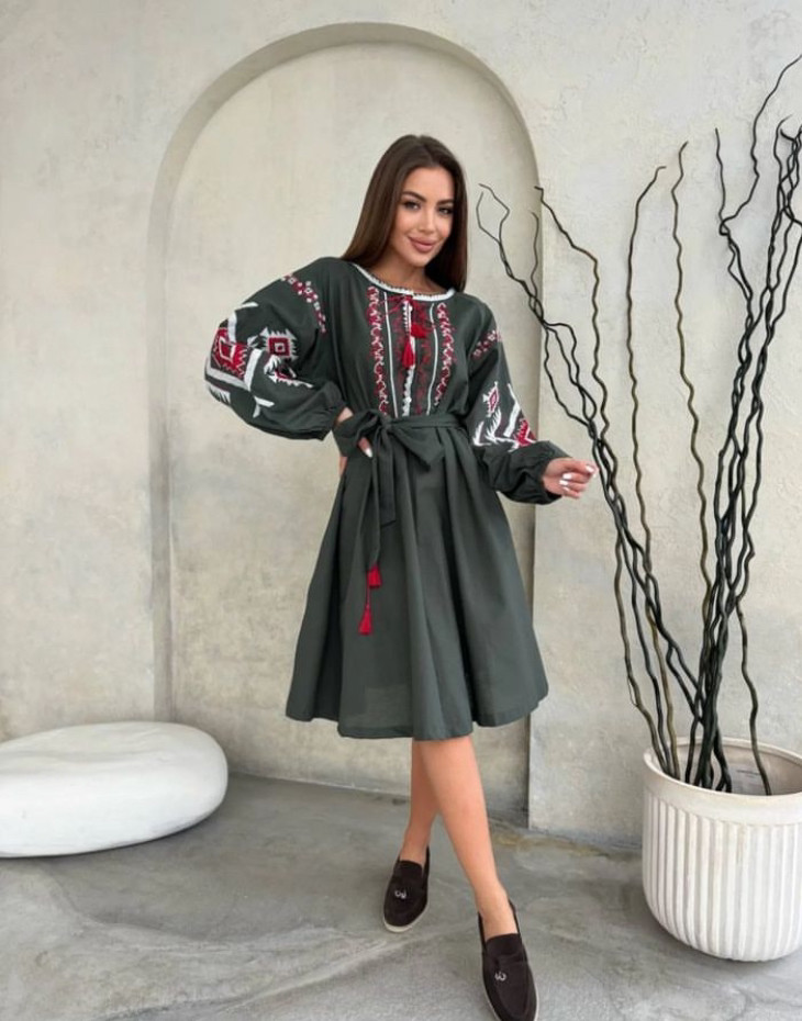 Стильне вишите плаття розмір м,л, фото 1