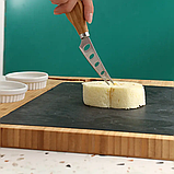 Обробна дошка з бамбука з ножем, соусниками, бамбукова дошка розміром 38x33x2.8см, фото 3