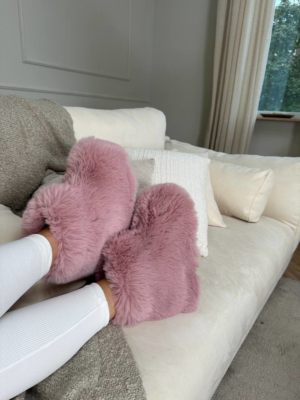 Теплі стильні домашні хутряні унти (рожево-пудровий колір)