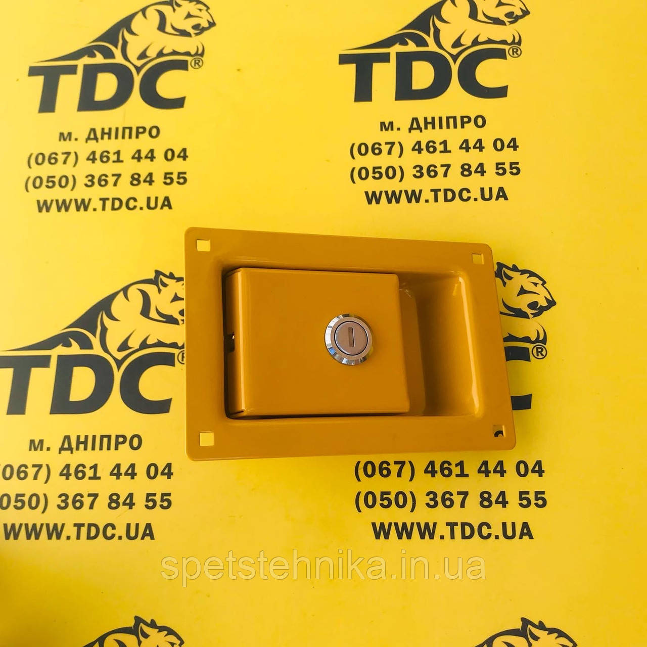4190003748 Замок кришки капоту