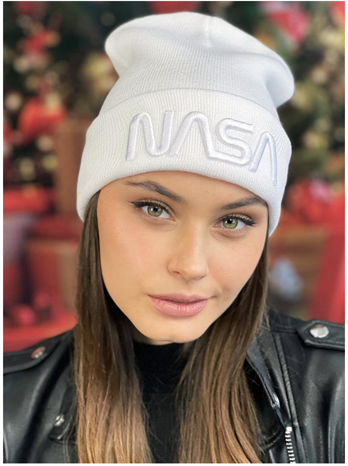 Жіноча шапка демісезонна білий «Nasa» 865W