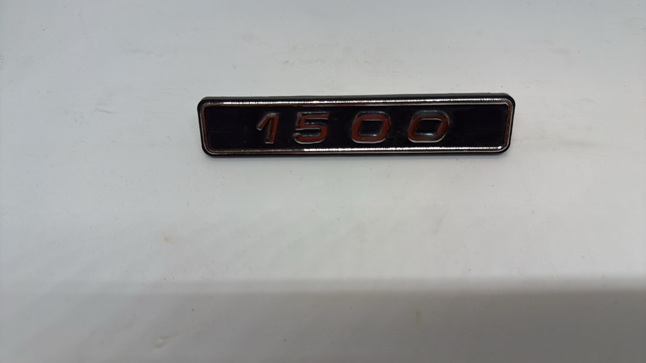Емблема крила 1500 ВАЗ