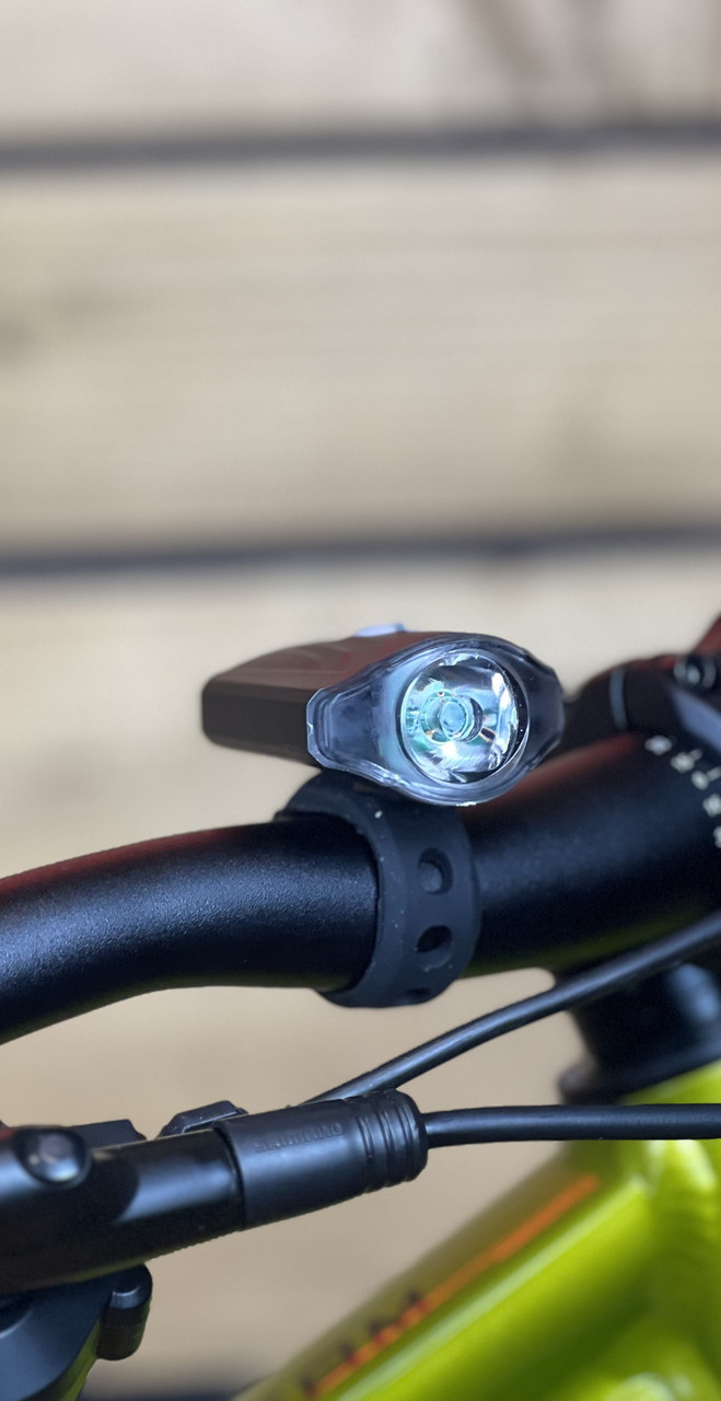 Фонарик на велосипед ліхтарик фара передня ONRIDE Xeo USB (50 lm, 550 mAh) чорний, фото 1