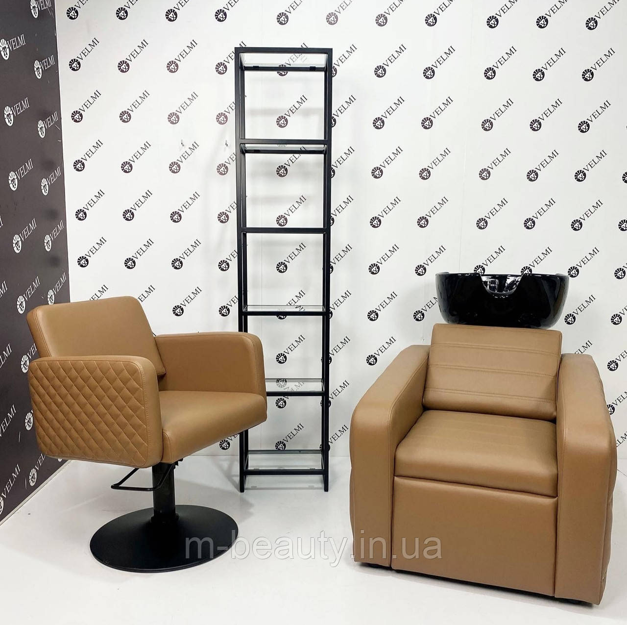 Перукарський комплект меблів в салоні краси 3в1 Milano Lux (VM2033+884+65)
