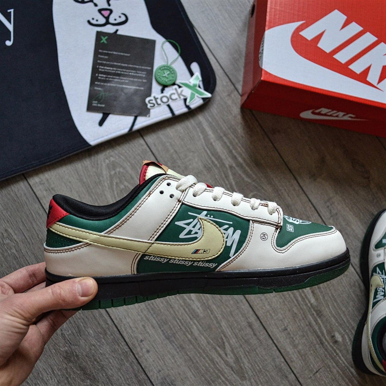 Чоловічі кросівки Nike SB Dunk Low Stussy BMW M3 Green White Зелені Найк СБ Данк повсякденні шкіра текстиль демісезон