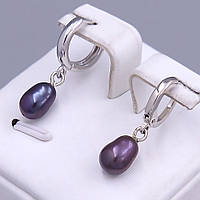 Сережки XР. Родій. Камені: чорно-фіолетові річкові перли. Довжина: 23 мм. Ширина: 11 мм.
