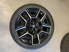 Оригінальні диски R22 BMW XM G09 922M style