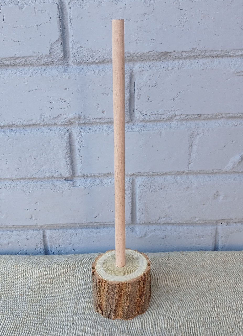 Підставка дерев'яна для ляльок (мотанок), h 320-340мм.