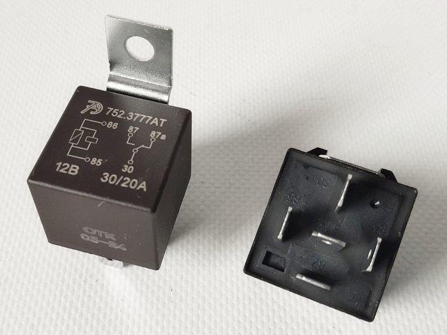 Реле універсальне 5-ти конт. 12В 30А з резистором (АвтoTрейд) 752.3777АТ, фото 1
