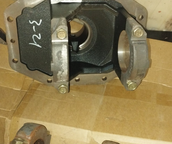 Корпус диференціала переднього моста 020107000044 240100129142