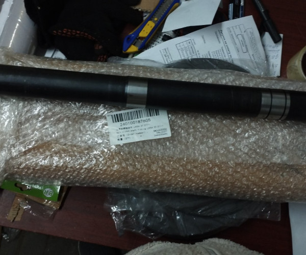 Привідний вал КПП LX954.37.011-1 240100187605