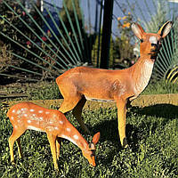 Садова фігура Олениха стоїть і Косуля пасеться, фігури садові, фігури для саду, садові статуетки, садові фігури з полістоуну