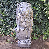 Фігура садова Лев великий 83 см з правим щитом Срібло, статуя лева, паркова фігура лев