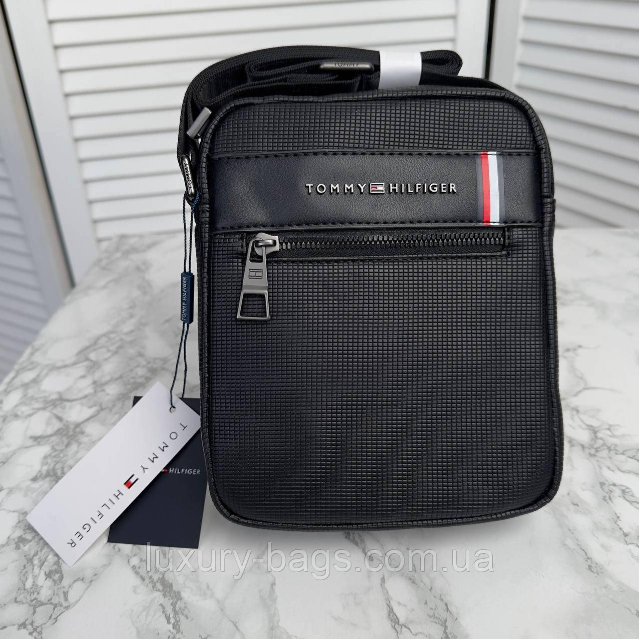 Стильна чоловіча сумка Tommy Hilfiger TH