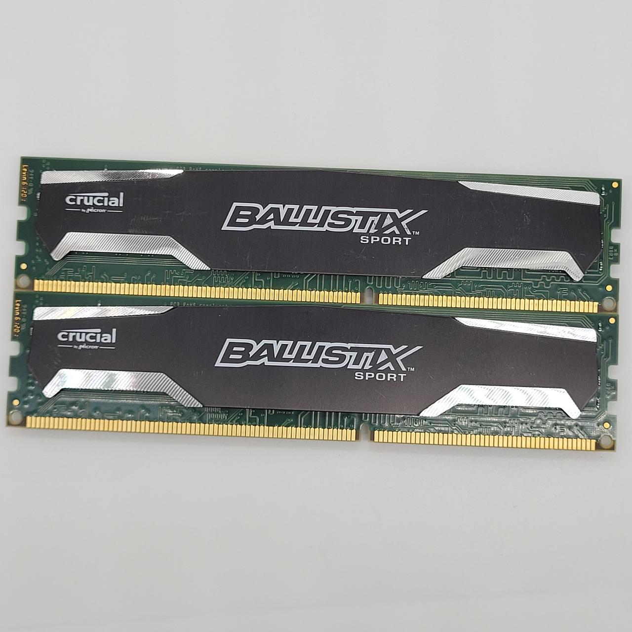 Пара оперативної пам'яті Crucial Ballistix DDR3 16Gb (2x8Gb) 1600MHz PC3-12800U 2R8 CL9 (BLS8G3D1609DS1S00) Б/В