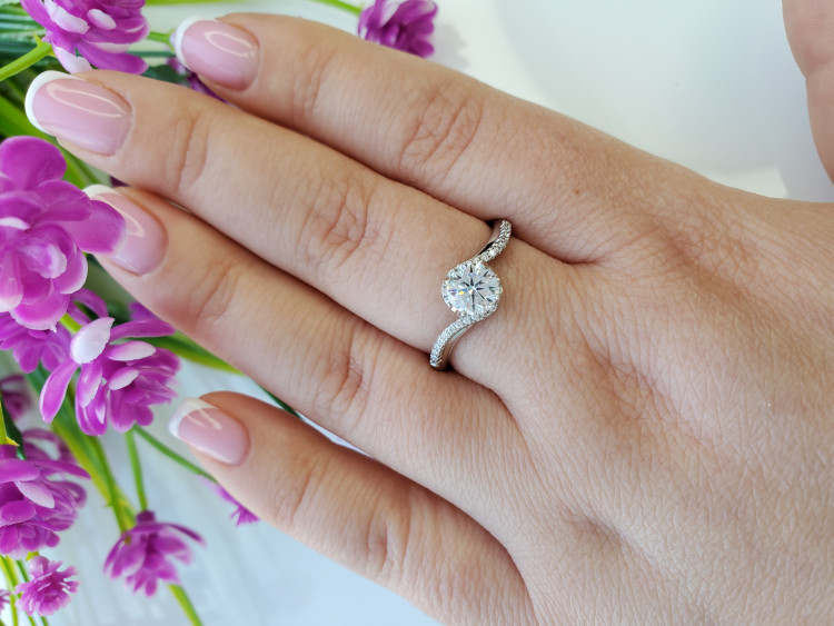 Кільце Софі з фіанітами біле медичне золото, розмір 17,18,19, фото 1