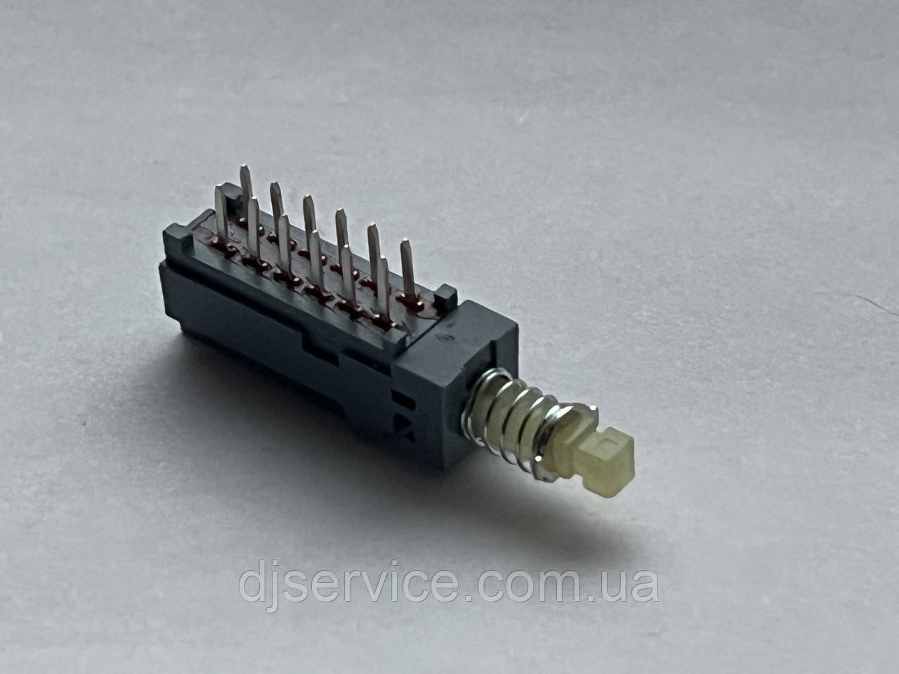Кнопка Toneluck 12pin PS 909L з фіксацією для процесорів DBX, Phonic, Behringer і пультів Soundcraft MFXi