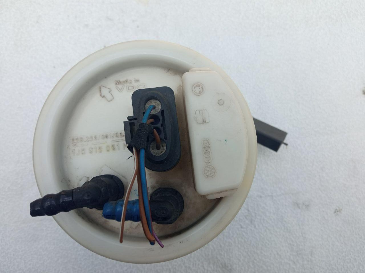 Паливний насос Volkswagen / Audi / Skoda / Seat Toledo 1.8 VDO 228 233 001/003 / 228233001/003 / 1J0 919 051 H / 1J0919051H