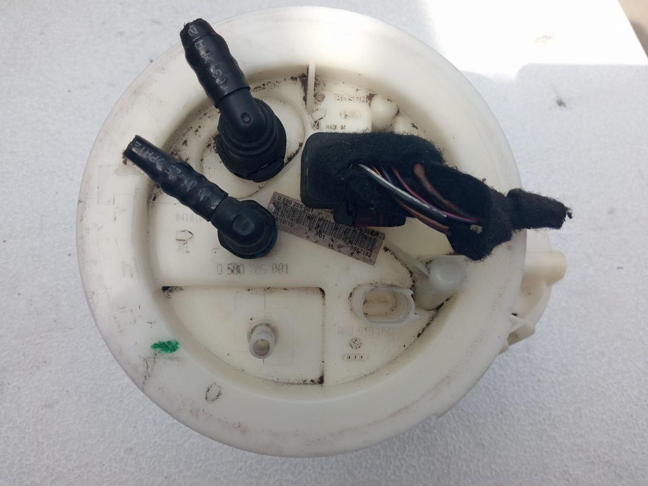 Паливний насос Bosch 0 580 205 001 / 0580205001 / 8K0 919 050 H / 8K0919050H