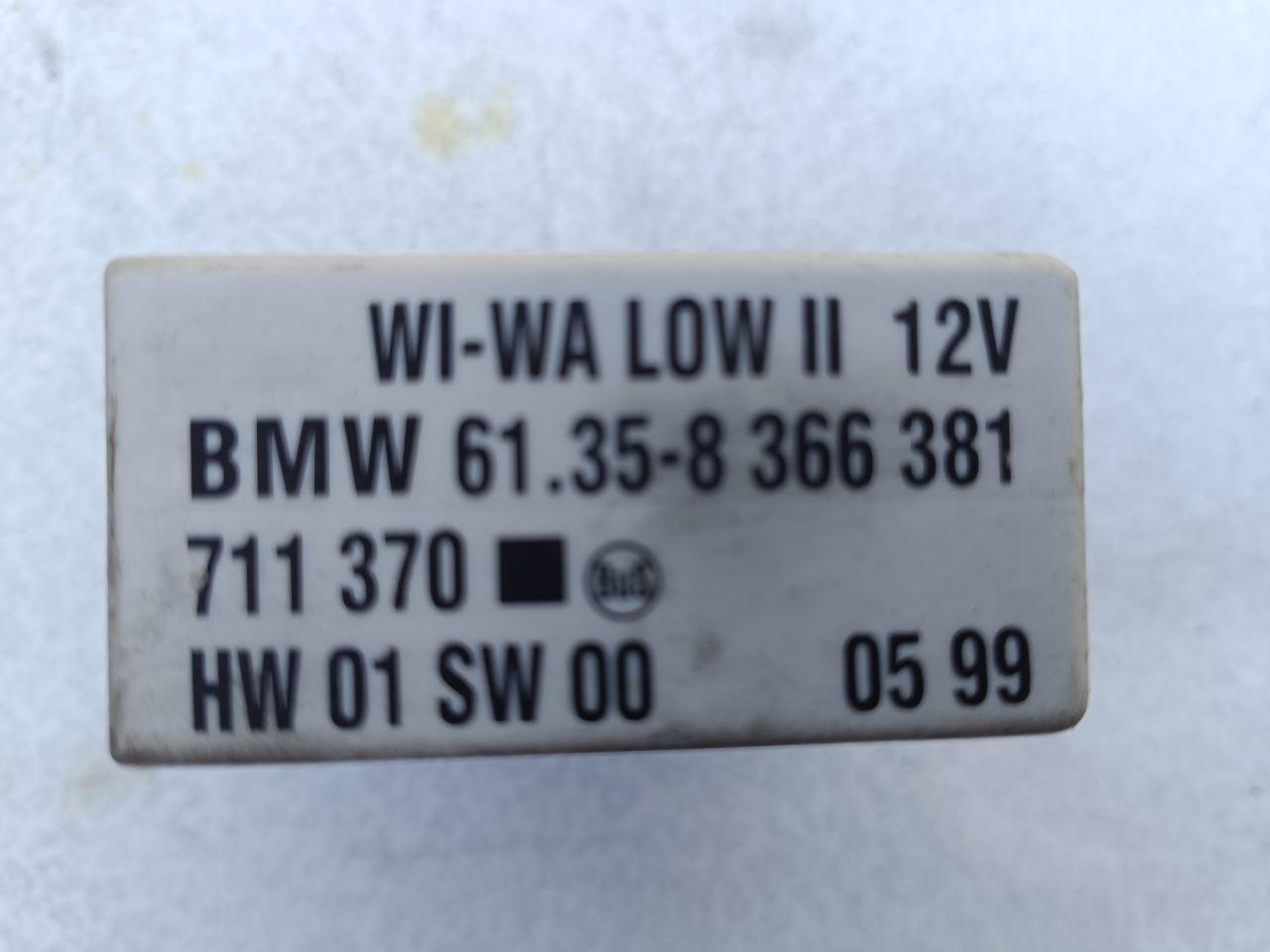 Електронний блок керування BMW 316 61.35-8 366 381 / 61358366381 / 711 370 / 711370 / HW 01 SW 00 / HW01SW00 / 0599
