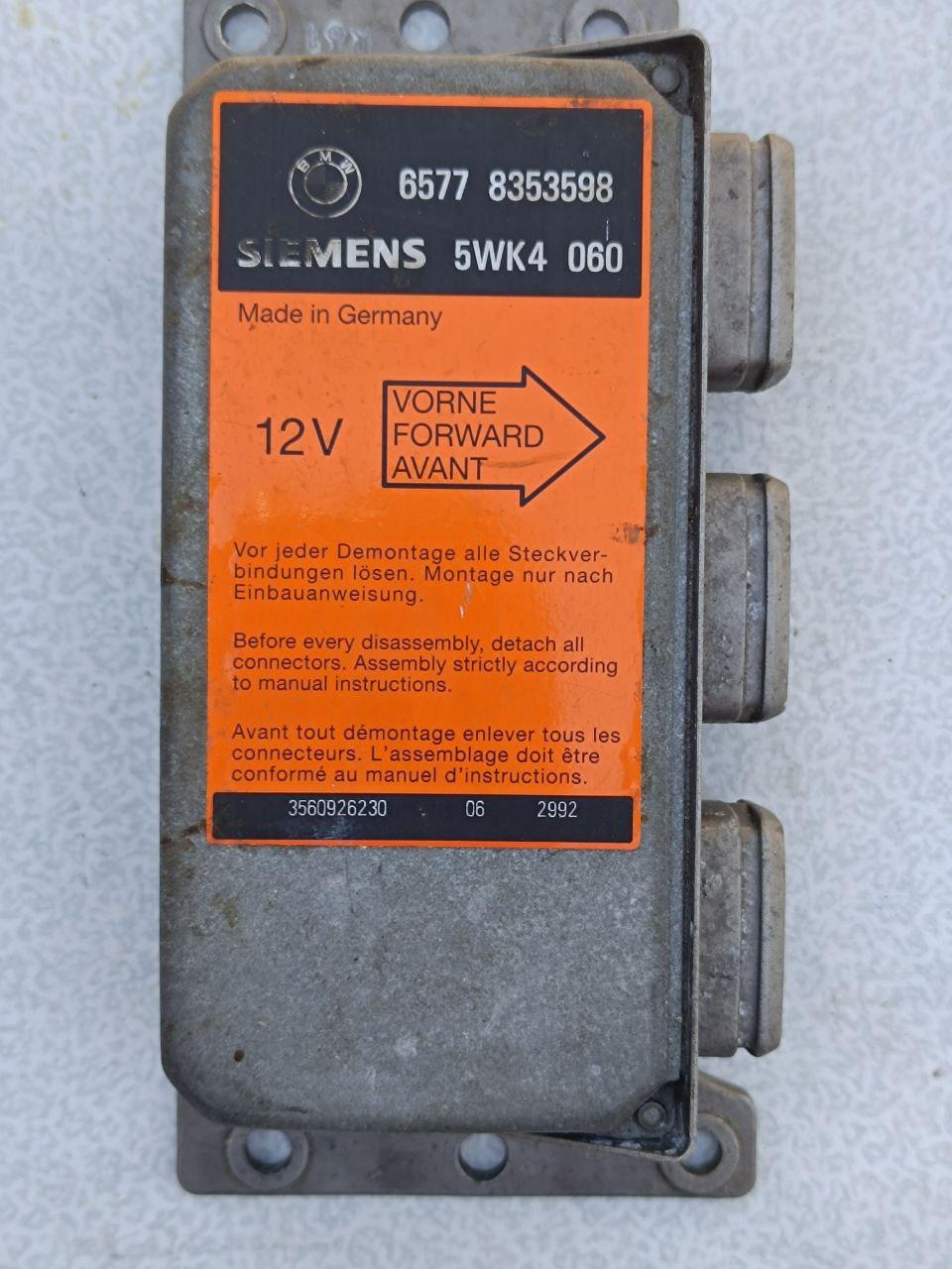 Електронний блок керування BMW Simens 6577 8353598 / 65778353598 / 5WK4060